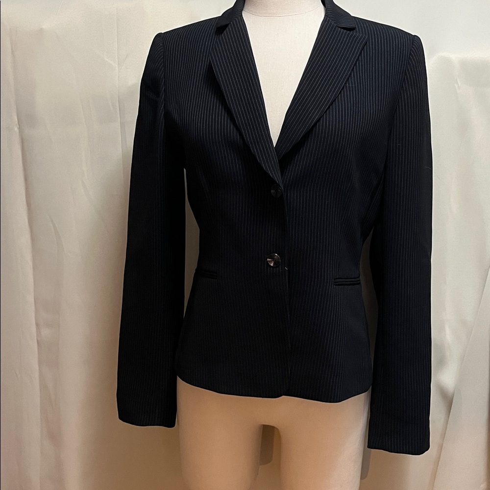 Tahari black and white pinstripe, Blazer